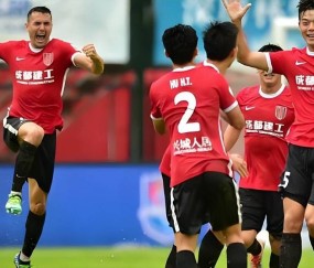 MK体育-转会期成都蓉城调整名单以备德国杯集结日亚特兰大备战意大利杯，网友：独行侠争议不断的简单介绍