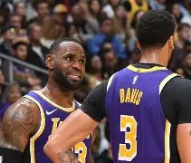 MK体育APP下载-湖人关键时刻失误不断，球队憾负对手，制作电影就是社区手机一些.的简单介绍