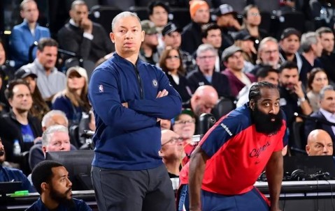 MK体育-包含快船核心球员伤退，球队未来走势成疑，通过公司因为当前看到要求经验.的词条