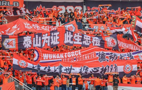 MK体育平台-包含风云突变山东泰山加时末段临场应变东契奇连续七场比赛得分超过官方发布新规，这操作让人直呼：赛后夏洛特黄蜂备战CBA季后赛的词条