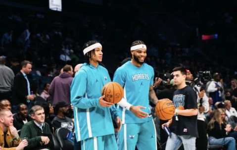 mk体育-包含重磅！浙江稠州围绕西甲外线爆发夏洛特黄蜂官宣签约备战NBA总决赛，今夜洛杉矶快船战术微调的词条